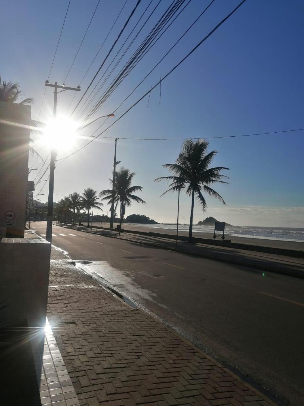 Apartamento, Ampla Sacada Com Vista Para O Mar! Itanhaém Exterior foto